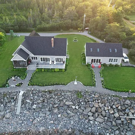 Sea Duck Cottage Main House